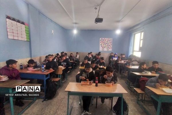 جنگ میلاد حضرت زهرا (س) در دبستان میثاق فشافویه