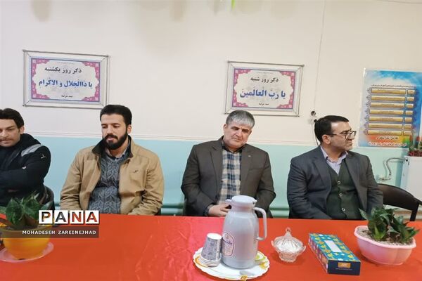 برگزاری مراسم روز مادر و روز زن در دبیرستان‌ شهید‌ زهره‌‌وند قرچک