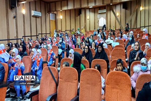 جشن میلاد حضرت زهرا(س) در کانون فرهنگی تربیتی حضرت زینب (س) ناحیه 3 شیراز