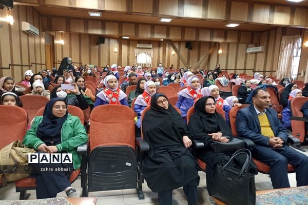 جشن میلاد حضرت زهرا(س) در کانون فرهنگی تربیتی حضرت زینب (س) ناحیه 3 شیراز