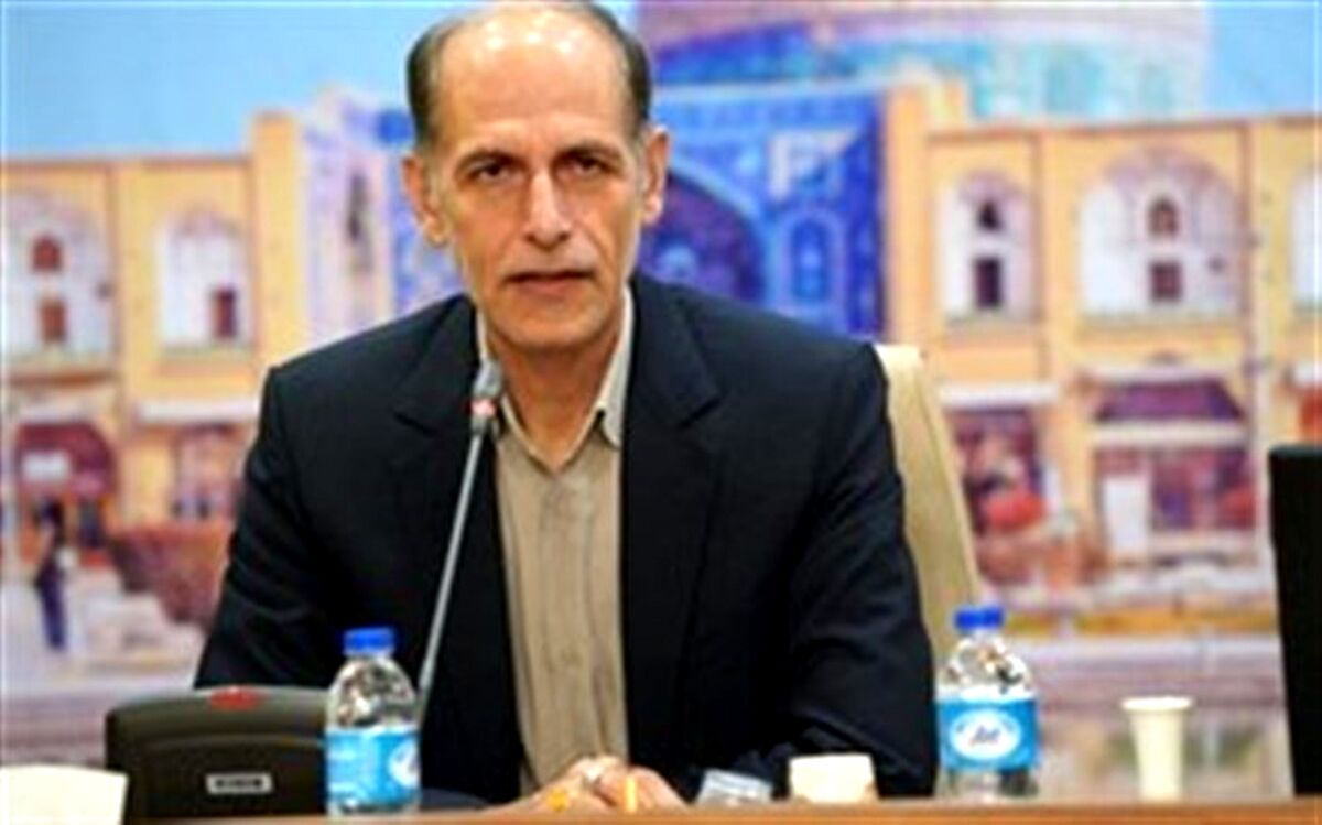 شعار امسال آموزش و پرورش استان اصفهان تربیت دینی و عدالت آموزشی است