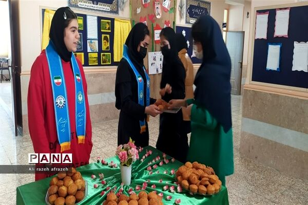 برگزاری جشن ولادت حضرت زهرا( س) و بزرگداشت مقام مادر و روز زن در مدارس اندیمشک