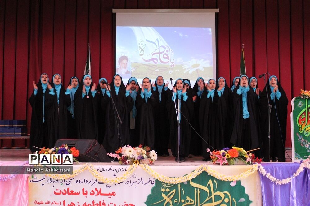 جشن میلاد کوثر با حضور خبرنگار ایرانی آمریکایی در نایین