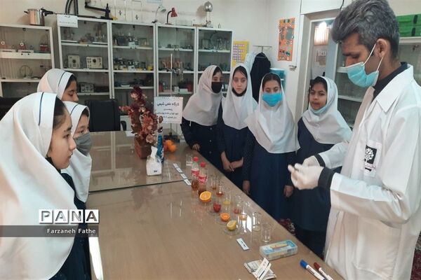 برگزاری تور علمی و کارگاه شیمی و فیزیک پژوهش سرای چهاردانگه