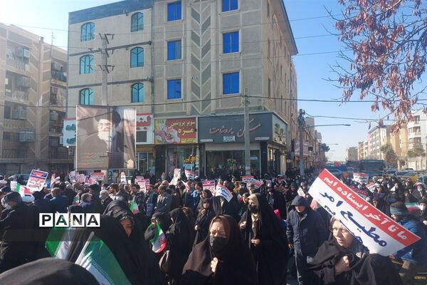 محکومیت اقدام موهن نشریه فرانسوی در نماز جمعه ملارد