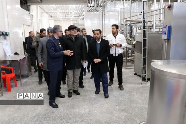 بازدید وزیر کشور از پروژه‌های ابرکوه