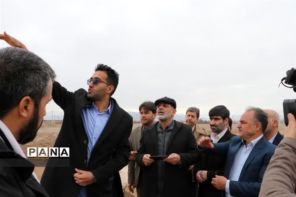 بازدید وزیر کشور از پروژه‌های ابرکوه