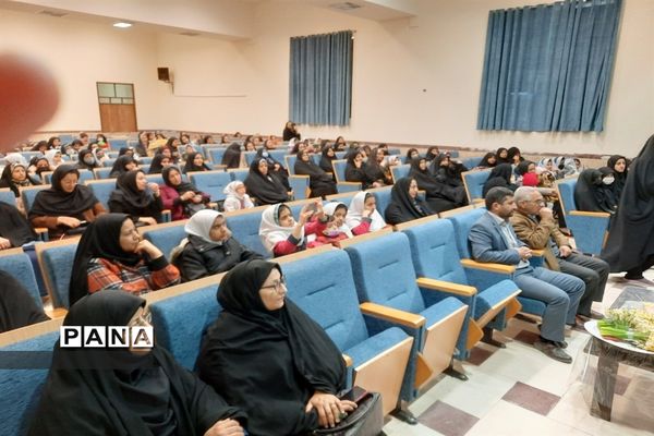 مراسم جشن سپاس مادر در ابرکوه