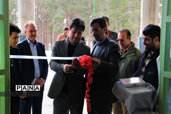 افتتاح نمایشگاه صنایع‌دستی، محصولات خانگی و غذای محلی در ابرکوه