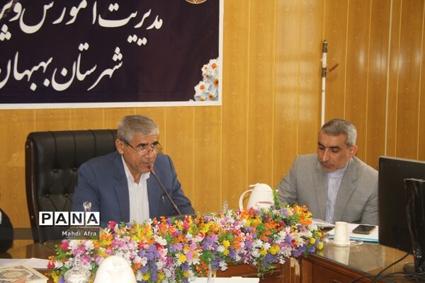برگزاری گردهمایی کارشناسان تکنولوژی و گروه‌های آموزشی متوسطه قطب 3 استان خوزستان