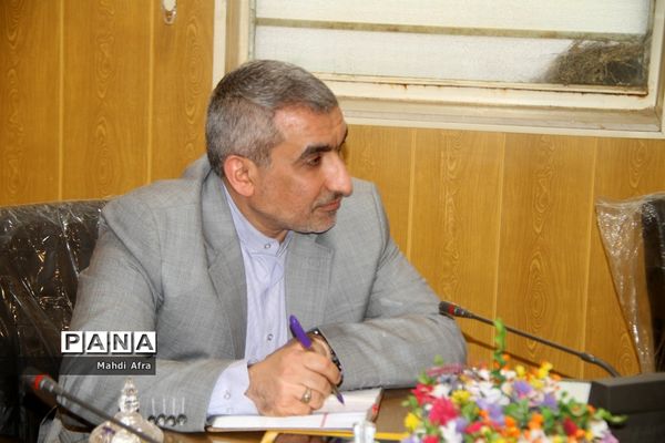 برگزاری گردهمایی کارشناسان تکنولوژی و گروه‌های آموزشی متوسطه قطب 3 استان خوزستان