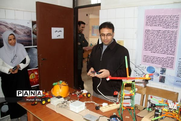 برگزاری گردهمایی کارشناسان تکنولوژی و گروه‌های آموزشی متوسطه قطب 3 استان خوزستان