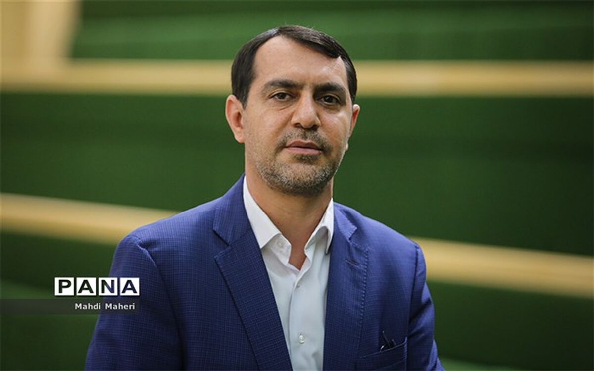 تا پایان سال جاری بودجه کل کشور را تقدیم دولت می‌کنیم
