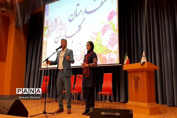 مراسم روز مادر دبستان احدیان در فرهنگسرای آریو مصلی نژاد