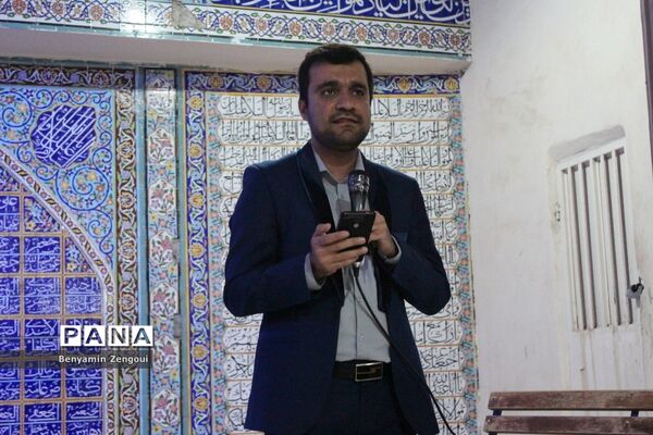 مراسم غبارروبی و عطرافشانی گلزار شهدا در بوشهر