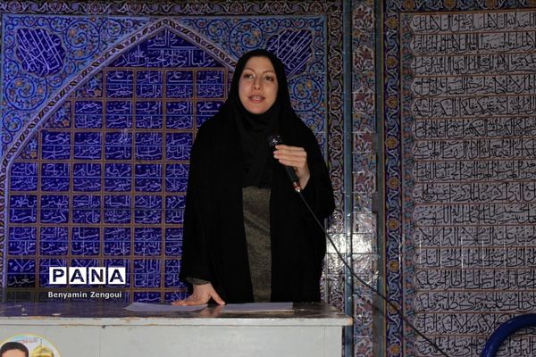 مراسم غبارروبی و عطرافشانی گلزار شهدا در بوشهر