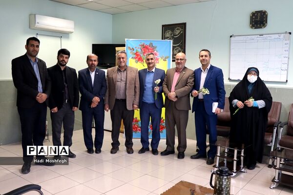 تجلیل از بانوان شاغل در حوزه  اداره‌کل آموزش و پرورش فارس