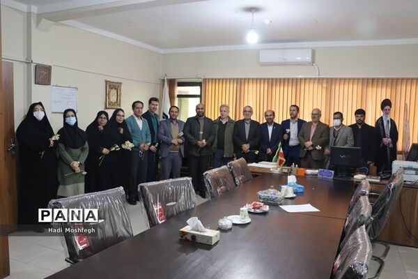 تجلیل از بانوان شاغل در حوزه  اداره‌کل آموزش و پرورش فارس