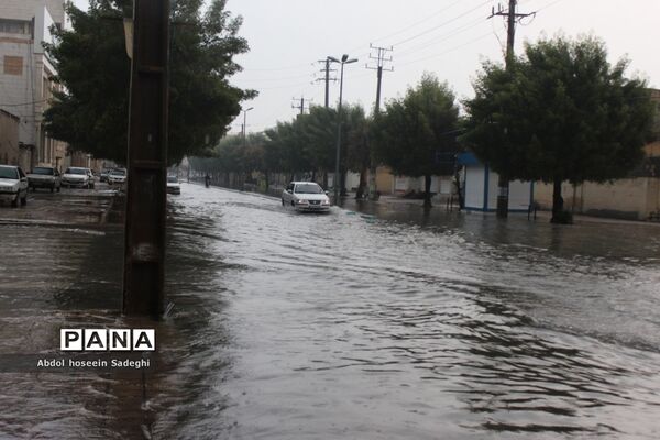بارش باران و آبگرفتگی معابر در بوشهر