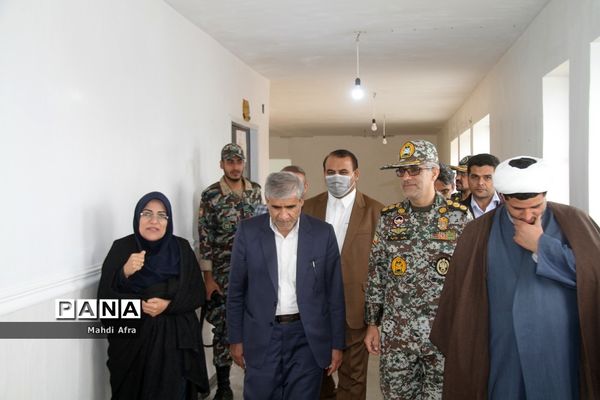 بازدید از دبستان سپهبد شهید قره‌نی پدافند هوایی شهرستان بهبهان