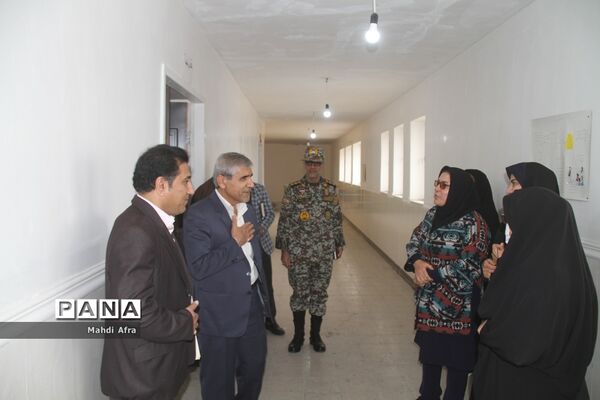 بازدید از دبستان سپهبد شهید قره‌نی پدافند هوایی شهرستان بهبهان