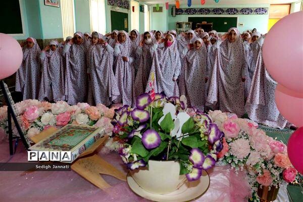 برگزاری جشن تکلیف مدارس آباده