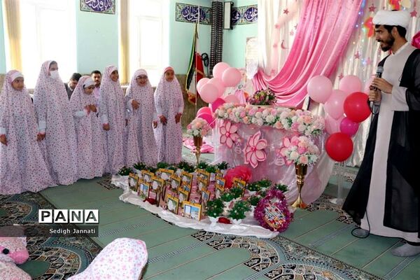 برگزاری جشن تکلیف مدارس آباده