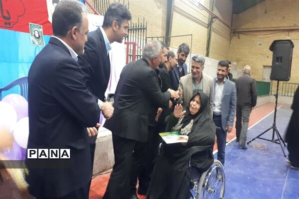 جشن گرامیداشت هفته مقام زن و روز مادر در ابرکوه