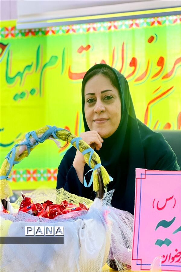برپایی جشن میلاد حضرت فاطمه زهرا (س) در دبیرستان تشکیلاتی شاهد رضوان