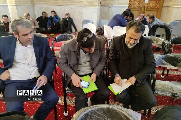 کارگاه آسیب‌ها و ویژگی‌های نوجوان امروزی در حاشیه دوره راه مربی در دماوند