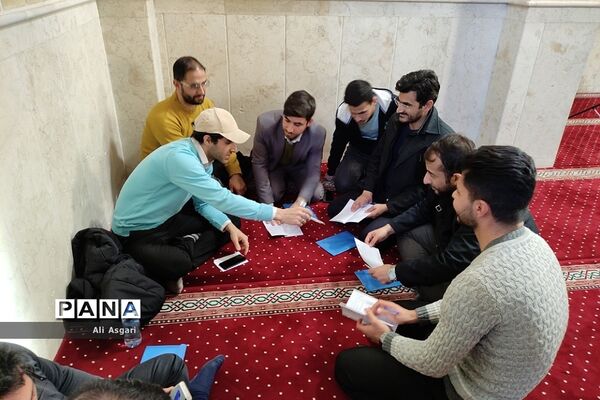 کارگاه آسیب‌ها و ویژگی‌های نوجوان امروزی در حاشیه دوره راه مربی در دماوند