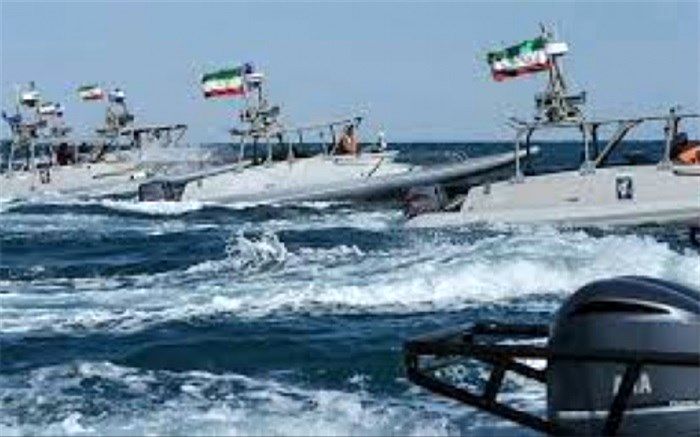 رزمایش نیروی دریایی سپاه در خلیج فارس
