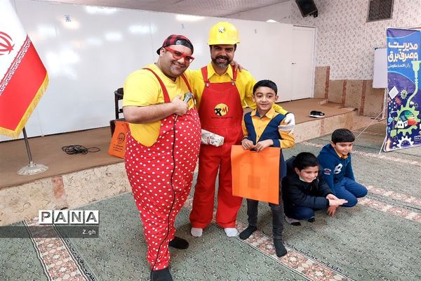 آموزش مدیریت مصرف انرژی به دانش‌آموزان مدرسه شهید دهستانی بافق