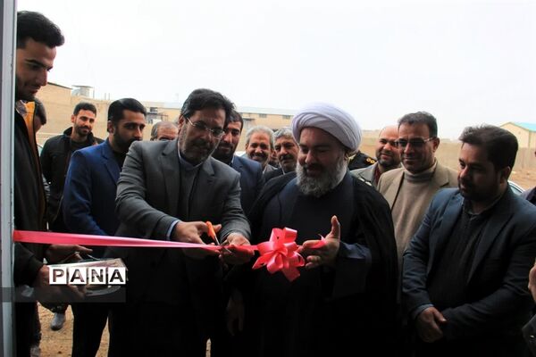 نمایشگاه و بازارچه «دستان پر مهر» بانوان بخش بهمن ابرکوه