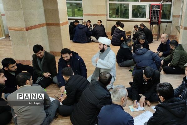 بوم ایده‌پردازی نقش مدرسه در کنترل آسیب‌های اجتماعی