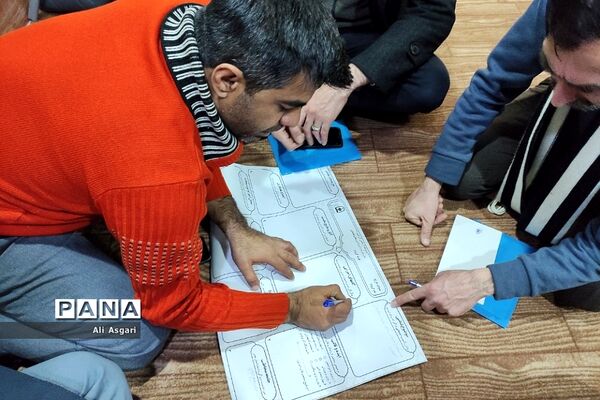 بوم ایده‌پردازی نقش مدرسه در کنترل آسیب‌های اجتماعی