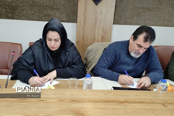کنفرانس خبری شهردار باغستان با اصحاب رسانه