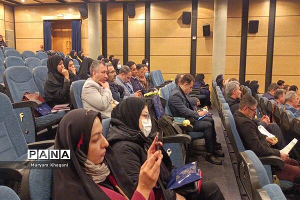 گردهمایی مدیران مدارس سمپاد کشور در شیراز
