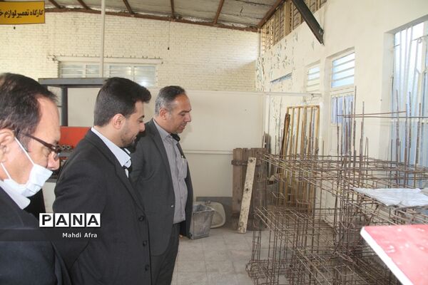 بازدید وزارتی از هنرستان‌های شهرستان بهبهان