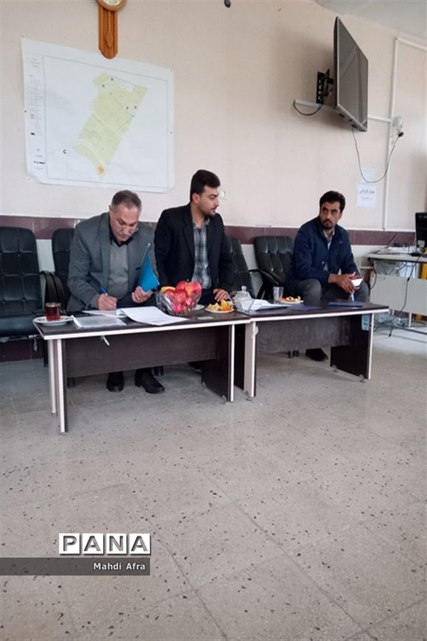 بازدید وزارتی از هنرستان‌های شهرستان بهبهان