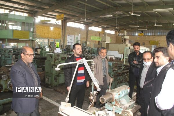 بازدید وزارتی از هنرستان‌های شهرستان بهبهان