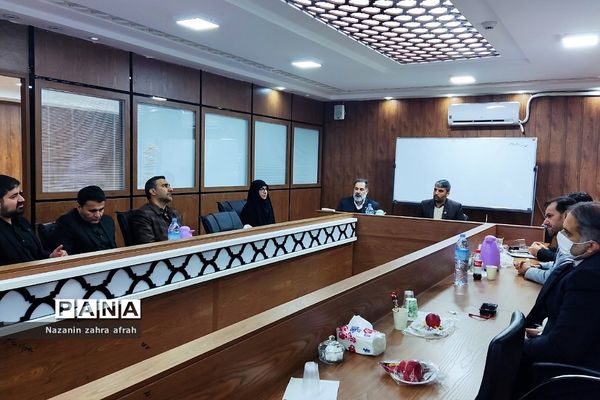 نشست شورای راهبردی اداره‌کل آموزش و پرورش شهرستان‌های استان تهران