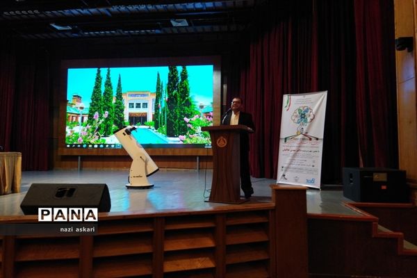 اولین همایش نجوم‌ و‌ اختر‌شناسی‌ ویژه‌ دانش‌آموزان