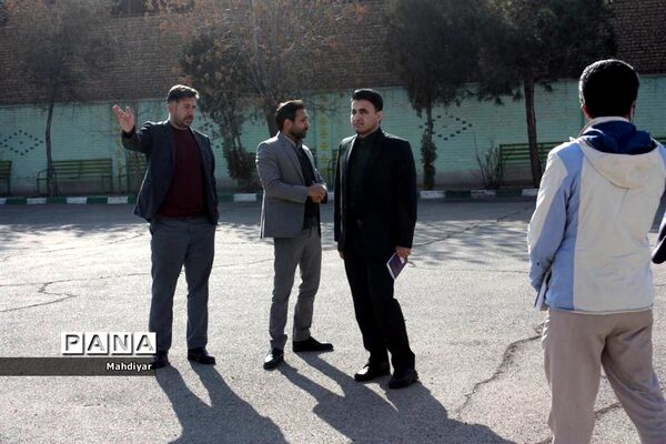 بازدید معاون تربیت‌بدنی اداره‌کل شهرستان‌های استان تهران، از پروژه احداث سالن ورزشی مدرسه شهید پورصابری جوادآباد