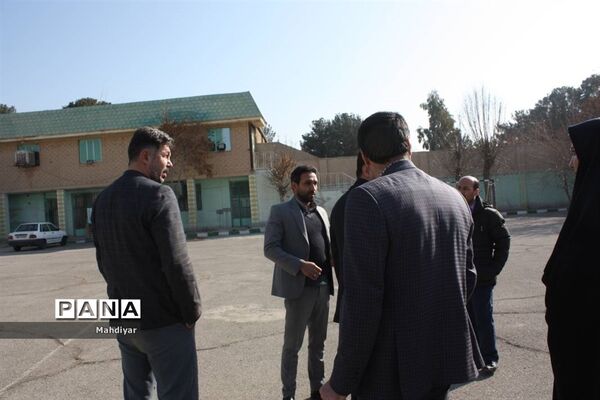 بازدید معاون تربیت‌بدنی اداره‌کل شهرستان‌های استان تهران، از پروژه احداث سالن ورزشی مدرسه شهید پورصابری جوادآباد