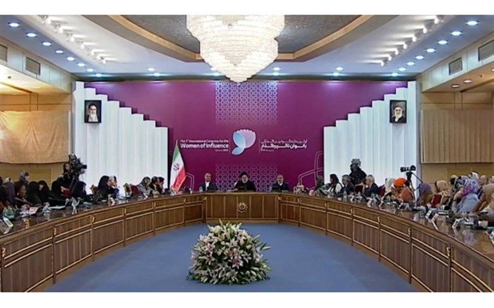 نگاه متحجرانه و نگاه ابزاری به زن هر دو محکوم به شکست و مردود هستند