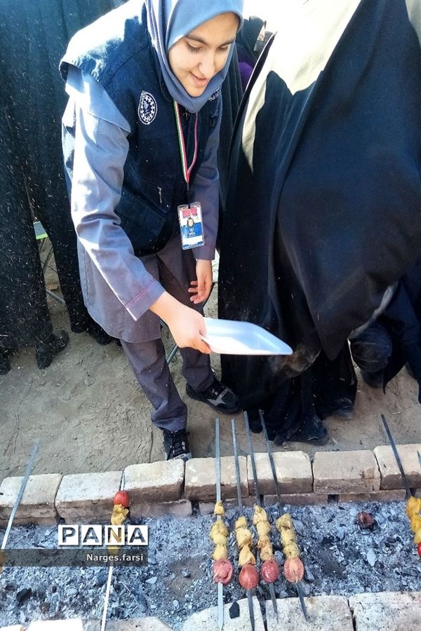 دومین روز کاردوی آموزشی نمایشگاه‌های«مدرسه انقلاب» ویژه دختران در قم-2