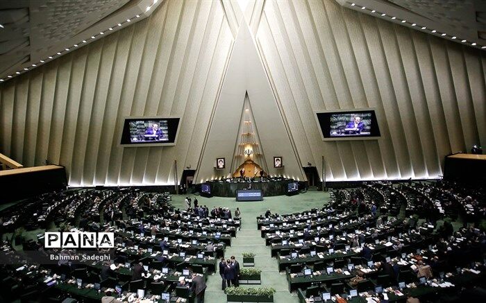 حضور وزرای کشور، گردشگری و ورزش در کمیسیون‌های مجلس