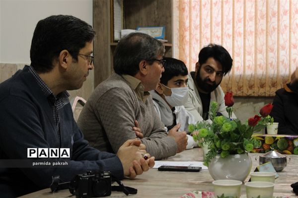 تجلیل از دانش‌‎آموز کرمانشاهی رتبه نخست استانی در پویش هیس طوری