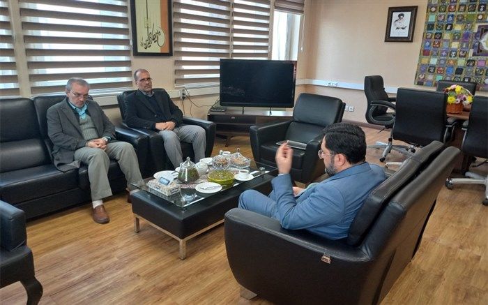 فرهنگ کتاب و کتابخوانی‌ جامعه را رو به توسعه می‌برد